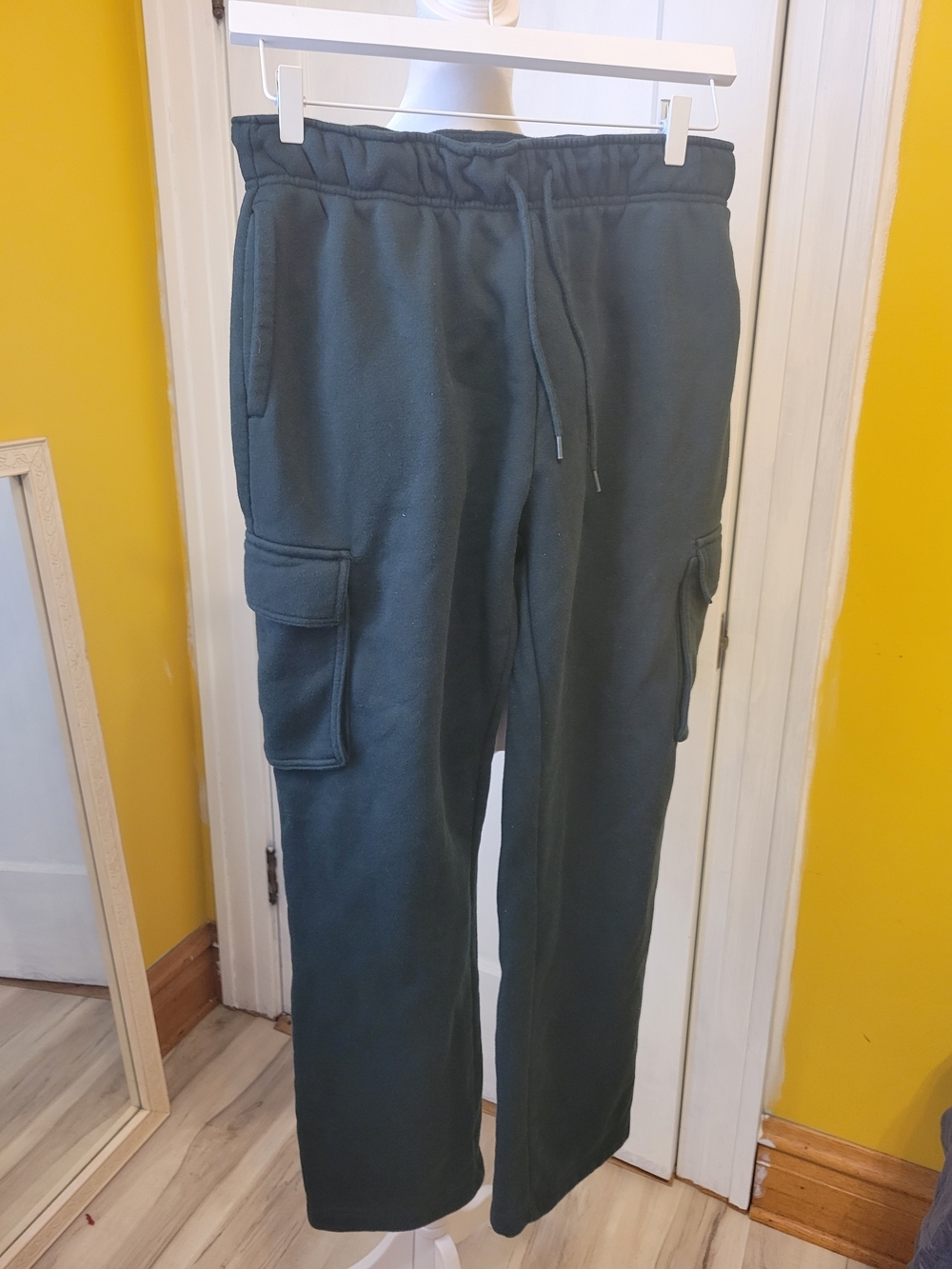 Xersion Black Cargo Sweatpants